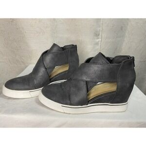 Maurices Gray Wedge Sneakers Booties Ankle Zip Women's Shoes